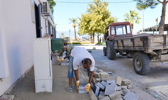 Burhaniye Belediyesi Fen İşleri Ekiplerinden Aralıksız Hizmet
