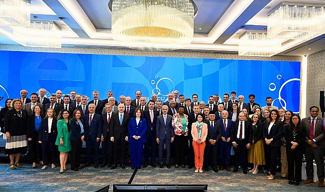 COP 31 Özel Elçisi Başkan Altay, Bakan Kurum’un Başkanlığında Düzenlenen “Okyanus ve Denizler Mavi Diyalog Programı”na Katıldı