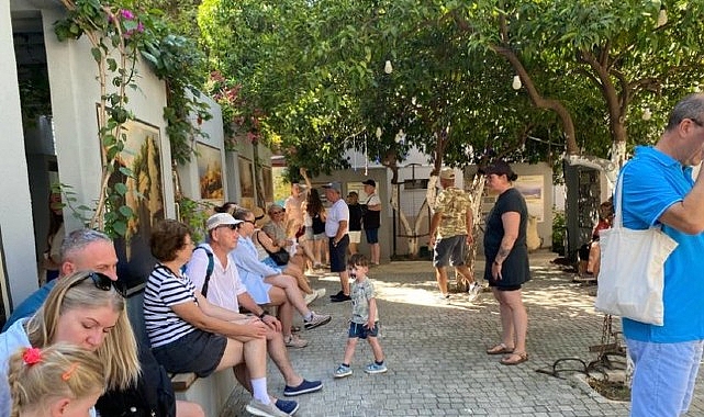 Kültür Evi’ne ziyaretçi akını sürüyor